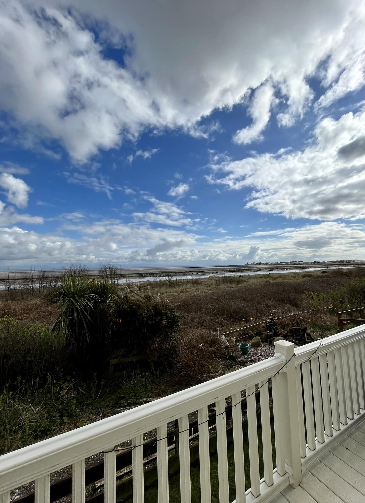 Seaside Caravan in Southerness Marianne Bay - external view